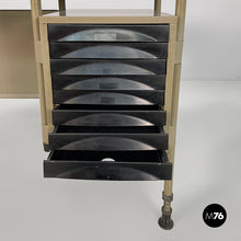 将图片加载到图库查看器，Desk by BBPR for Olivetti, 1960s
