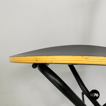 画像をギャラリービューアに読み込む, Folding chair in black wood and metal, 1980s

