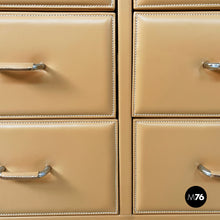 画像をギャラリービューアに読み込む, Chest of drawers in beige leather, 2000s
