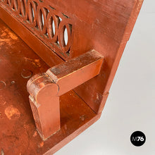 画像をギャラリービューアに読み込む, Bench in red wood, 1930s

