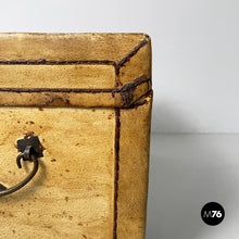 Load image into Gallery viewer, Box in wood and paper, 1950s
