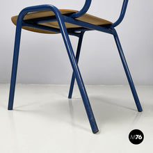 将图片加载到图库查看器，Chair in wood and blue metal, 1970s
