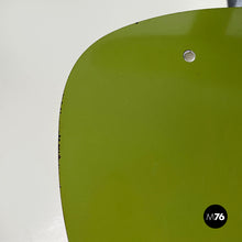 画像をギャラリービューアに読み込む, Chair in green formica and chromed metal, 1950s
