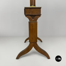 画像をギャラリービューアに読み込む, Mirror with drawer, mid-19th century
