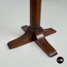 将图片加载到图库查看器，Wooden dining table, 1930s
