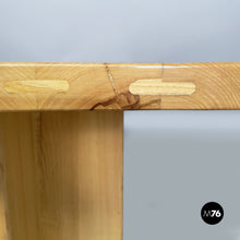 将图片加载到图库查看器，Console table in wood, 1970s
