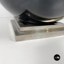 Load image into Gallery viewer, Table lamp in glass and steel, 1970s
