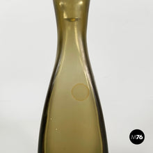 Carica l'immagine nel visualizzatore di Gallery, Bottles with cap by Venini, 1990s
