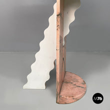 Carica l'immagine nel visualizzatore di Gallery, Display stand in white and pink marble, 1970s
