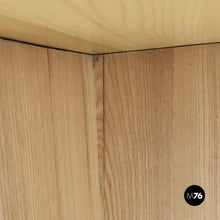 将图片加载到图库查看器，Console table in wood, 1970s
