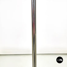 Carica l&#39;immagine nel visualizzatore di Gallery, Adjustable floor lamp in chromed metal, 1970s
