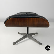 画像をギャラリービューアに読み込む, Armchair and pouf by Charles e Ray Eames, 1970s
