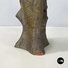 Load image into Gallery viewer, Sculpture in dark grey terracotta by Edmondo Cirillo, 1968
