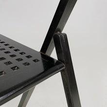 Carica l'immagine nel visualizzatore di Gallery, Black wooden folding chairs, 1980s
