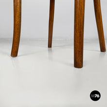 将图片加载到图库查看器，Chairs in wood, 1930s
