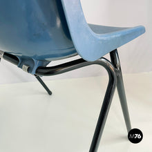 画像をギャラリービューアに読み込む, Stackable chairs in blue plastic and black metal, 2000s
