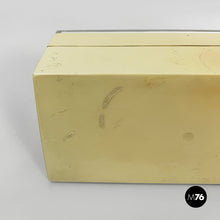 将图片加载到图库查看器，Alarm clock mod. 2003 by Kundo, 1970s
