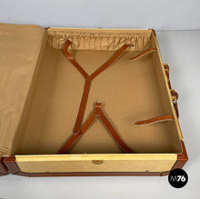 将图片加载到图库查看器，Suitcase in beige and brow leather, 1960s
