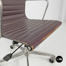Load image into Gallery viewer, Dark grey leather office chair by Charles and Ray Eames for ICF, 1970s
