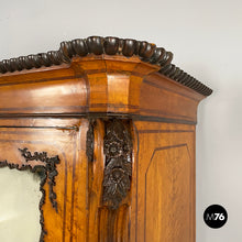 Carica l'immagine nel visualizzatore di Gallery, Sideboard with mirrors in turned wood, 1930s
