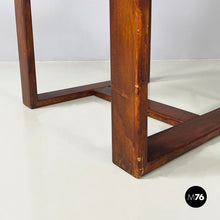 画像をギャラリービューアに読み込む, Chair in curved wood, 1950s
