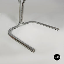 将图片加载到图库查看器，Chairs in steel, 1970s

