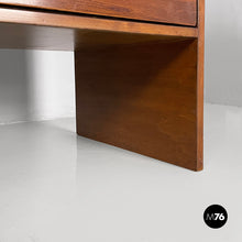 将图片加载到图库查看器，Chests of drawers in wood, 1980s
