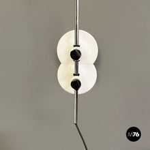 画像をギャラリービューアに読み込む, Adjustable wall lamp Coupé 1159 by Joe Colombo for O-Luce, 1970s
