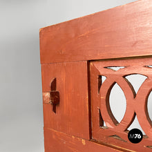 画像をギャラリービューアに読み込む, Bench in red wood, 1930s
