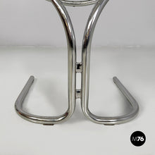 将图片加载到图库查看器，Chairs in steel, 1970s
