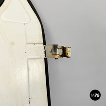 将图片加载到图库查看器，Car door in metal, 1970s
