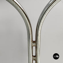 将图片加载到图库查看器，Chairs in steel, 1970s
