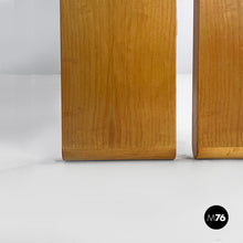 Carica l'immagine nel visualizzatore di Gallery, Dining table in wood, 1980s
