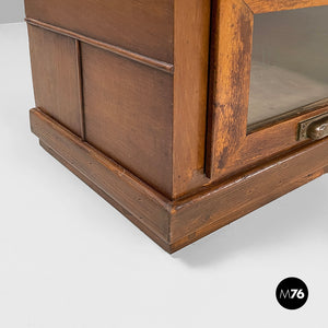 Chest of drawers in wood and glass, 1930s