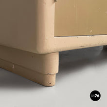 Load image into Gallery viewer, Sideboard in glass and beige wood, 1940s
