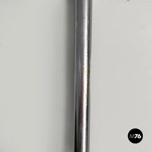 将图片加载到图库查看器，Chairs in steel, 1970s
