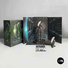 Charger l'image dans la galerie, Figure Alien Big Chap Limited Edition by Prime 1 Studio, 1990-2000s

