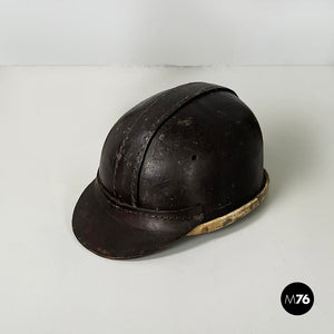 Miner's helmet in leather, late 1800s-early 1900s