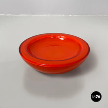 将图片加载到图库查看器，Pocket emptier in orange glass, 1970s
