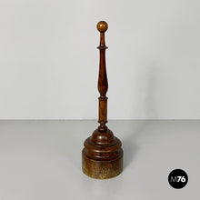 Carica l'immagine nel visualizzatore di Gallery, Wooden doorstop, 1930s
