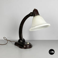 将图片加载到图库查看器，Table lamp in opaline glass and bakelite, 1940s
