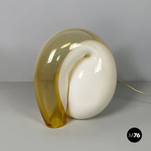 Carica l'immagine nel visualizzatore di Gallery, Table lamp by Gino Vistosi, 1970s
