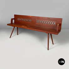 画像をギャラリービューアに読み込む, Bench in red wood, 1930s
