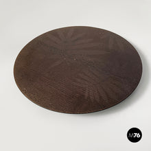 将图片加载到图库查看器，Rotating plate in wood, 1990s
