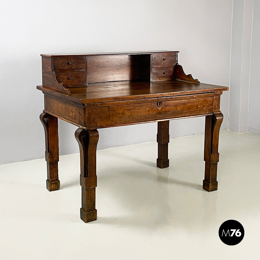 Desk in walnut wood, mid 1800s