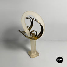 画像をギャラリービューアに読み込む, Sculpture by Cesar Doméla, 1970s
