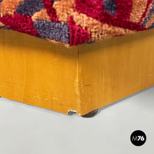 画像をギャラリービューアに読み込む, Armchairs in fabric and wood, 1970s
