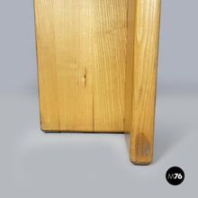 将图片加载到图库查看器，Console table in wood, 1970s
