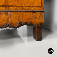 Carica l'immagine nel visualizzatore di Gallery, Sideboard with mirrors in turned wood, 1930s
