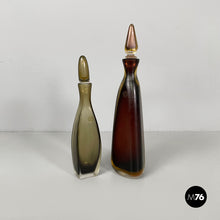 Carica l'immagine nel visualizzatore di Gallery, Bottles with cap by Venini, 1990s
